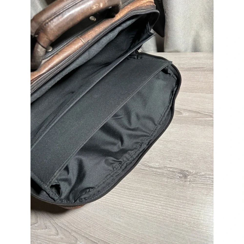 Avenues in America Mens Brown Leather Briefcase Laptop Bag Distressed Vintage